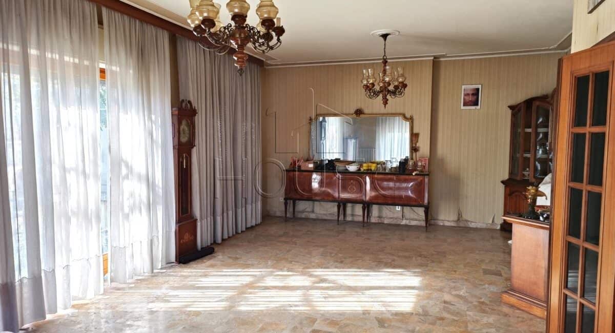 Casa singola con giardino