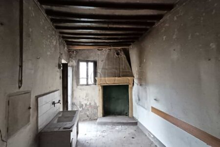 Appartamento in centro da ristrutturare