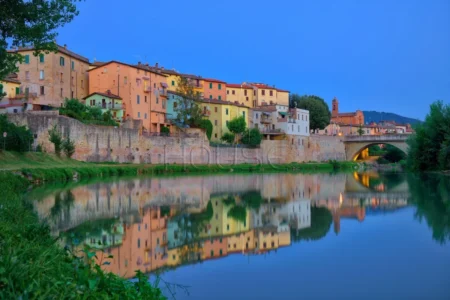 Villetta singola ristrutturata con corte esclusiva