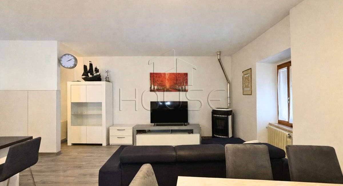Appartamento di 70mq con mansarda e fondo