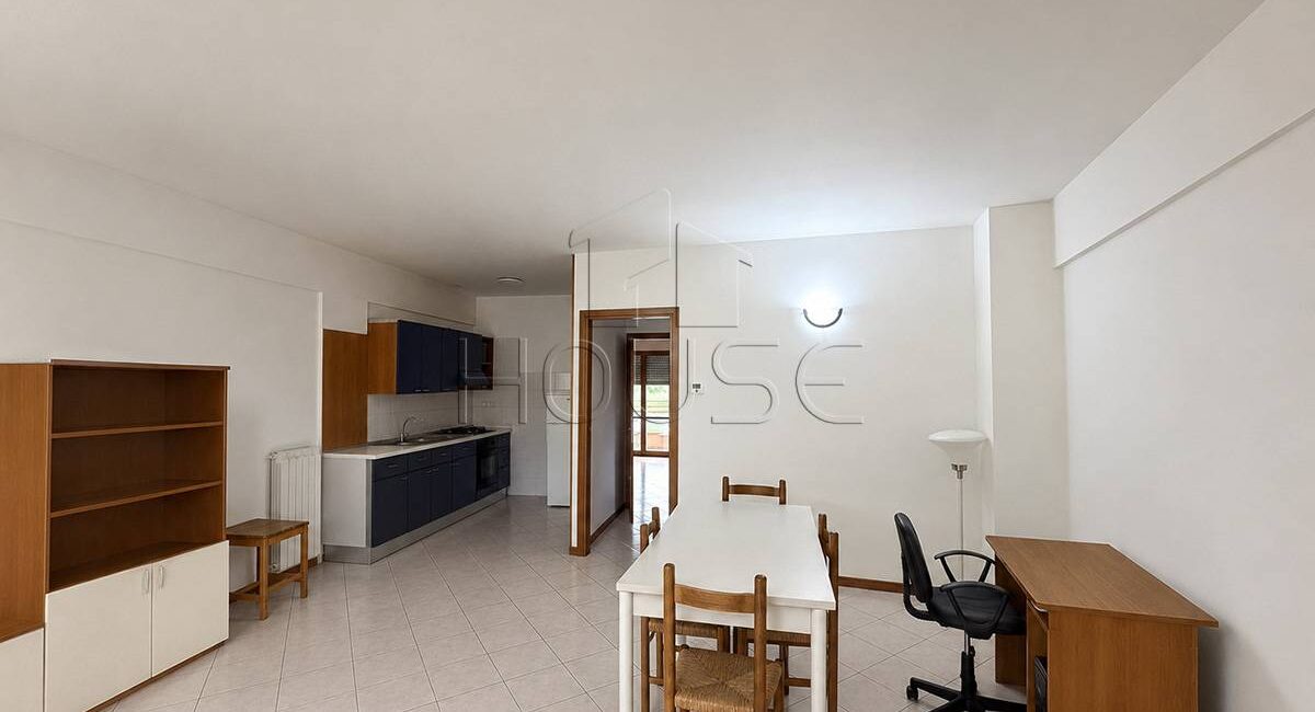 Appartamento con ascensore e ampio garage a Cerbara
