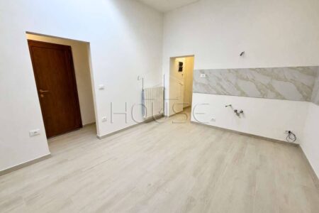 Appartamento completamente ristrutturato in piccola palazzina