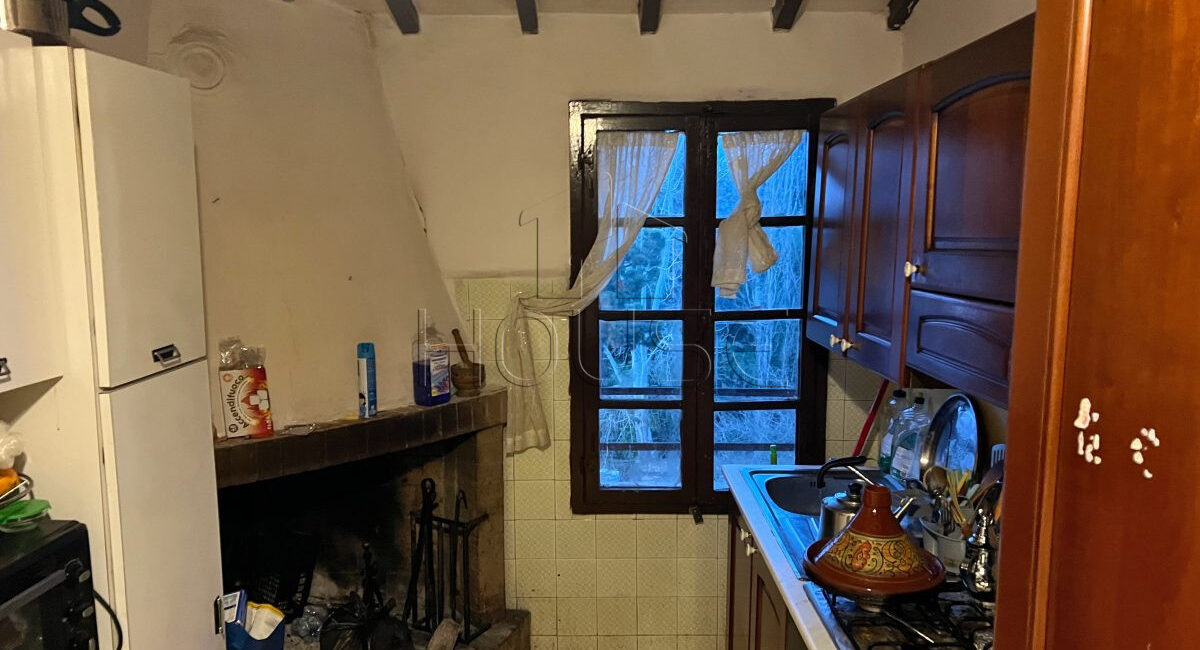 Appartamento con giardino, fondo e soffitta