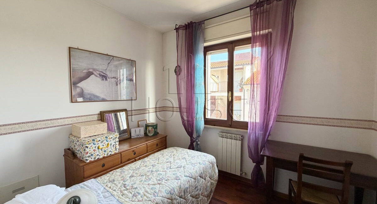 Villetta con ingresso indipendente, taverna e giardino