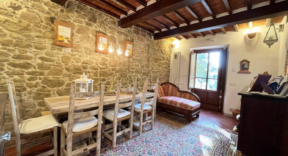 Appartamento indipendente in pietra