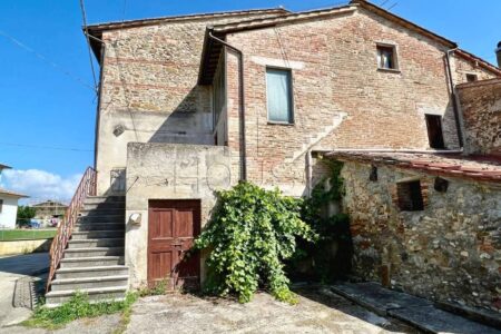Cielo-terra da ristrutturare ad Anghiari