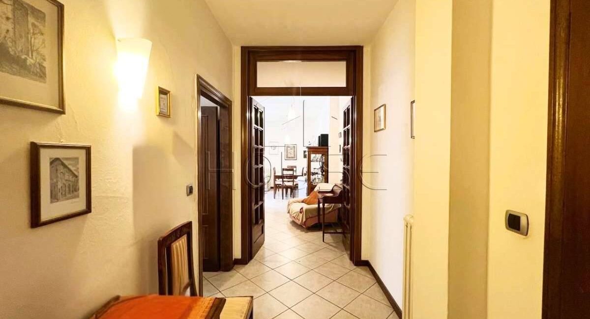 Appartamento di 120mq con ampio terrazzo