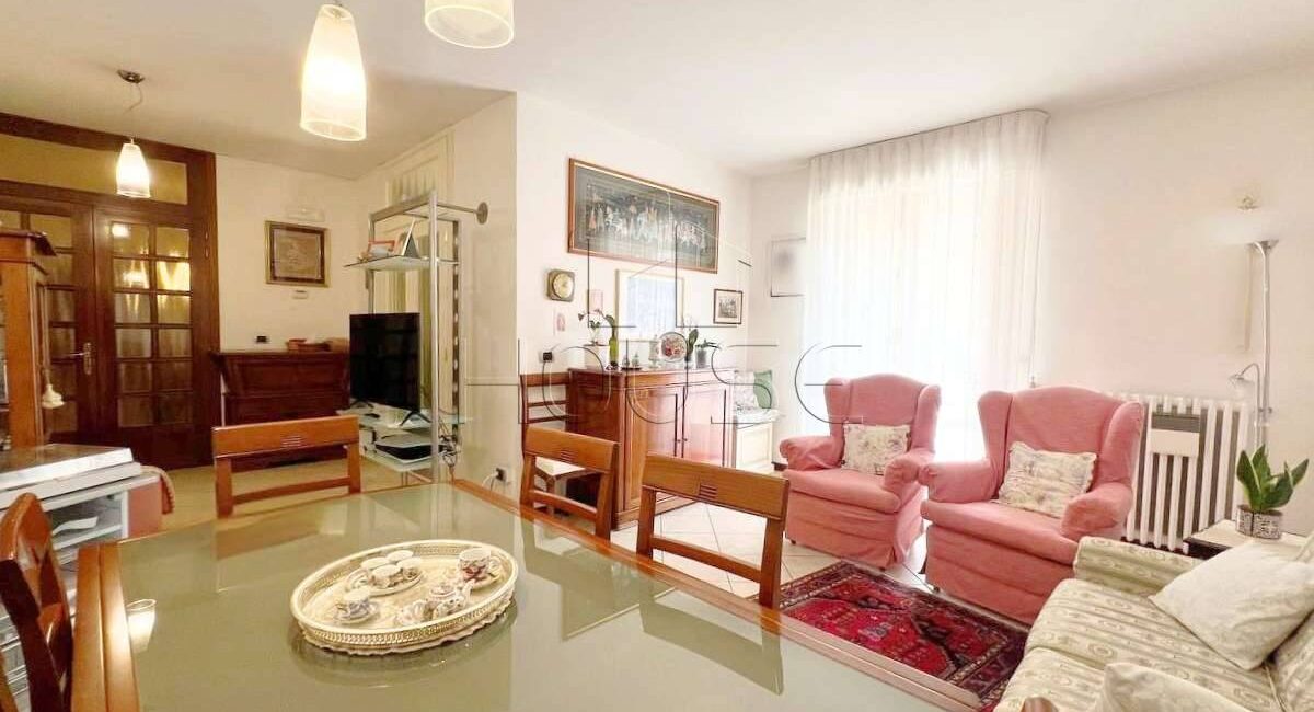 Appartamento di 120mq con ampio terrazzo