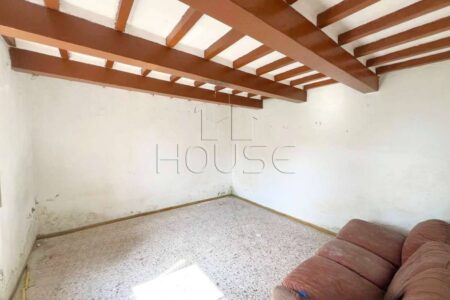 Casa singola da ristrutturare con terreno