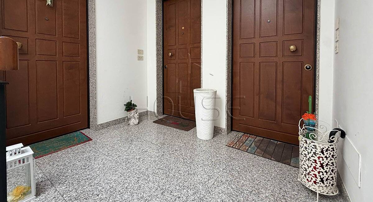 Appartamento recente costruzione con terrazzo e garage