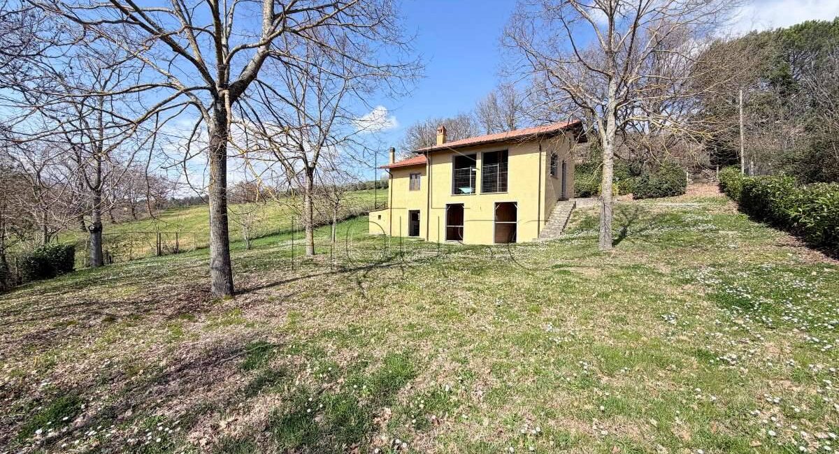 Casa singola in posizione panoramica