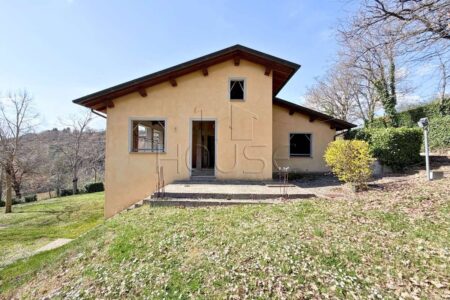 Casa singola in posizione panoramica