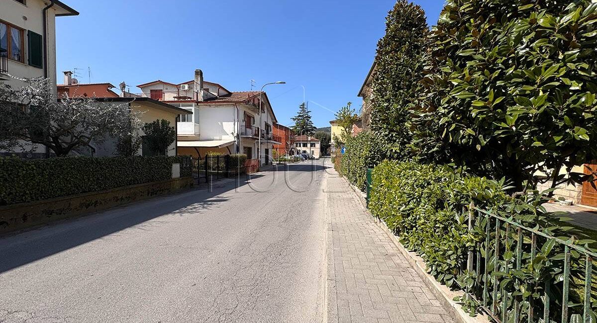 Appartamento con 3 camere e 2 bagni