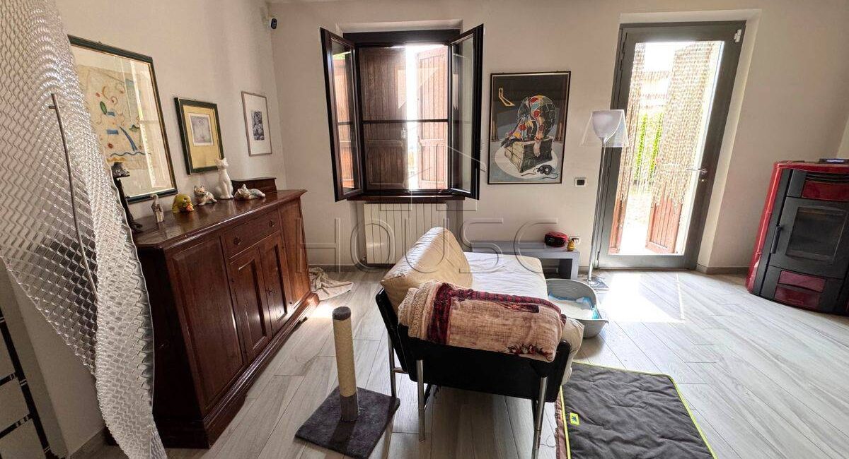 Cielo-Terra con ingresso indipendente e corte privata