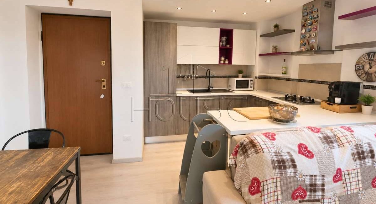 Appartamento indipendente in bifamiliare