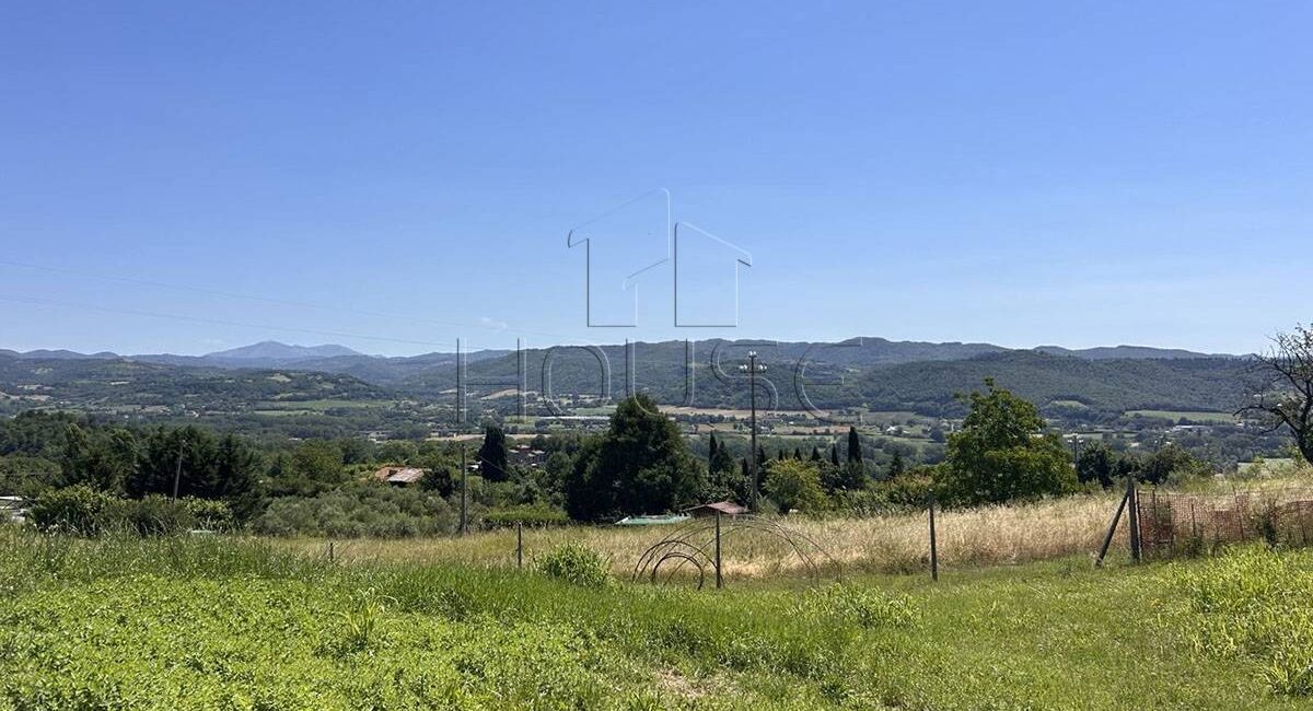 Villetta singola panoramica con ampio terreno