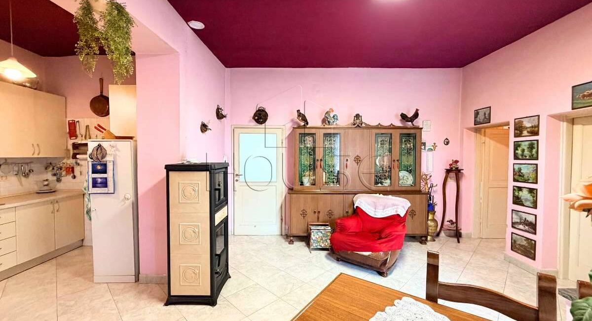 Appartamento in quadrifamiliare con ingresso indipendente