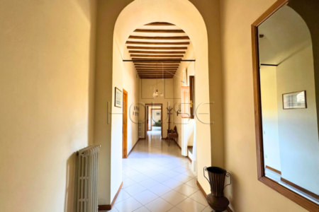 Appartamento in palazzo storico del ‘600 con soffitta abitabile