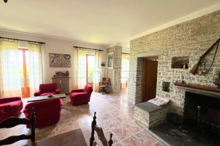 Casa singola con giardino esclusivo