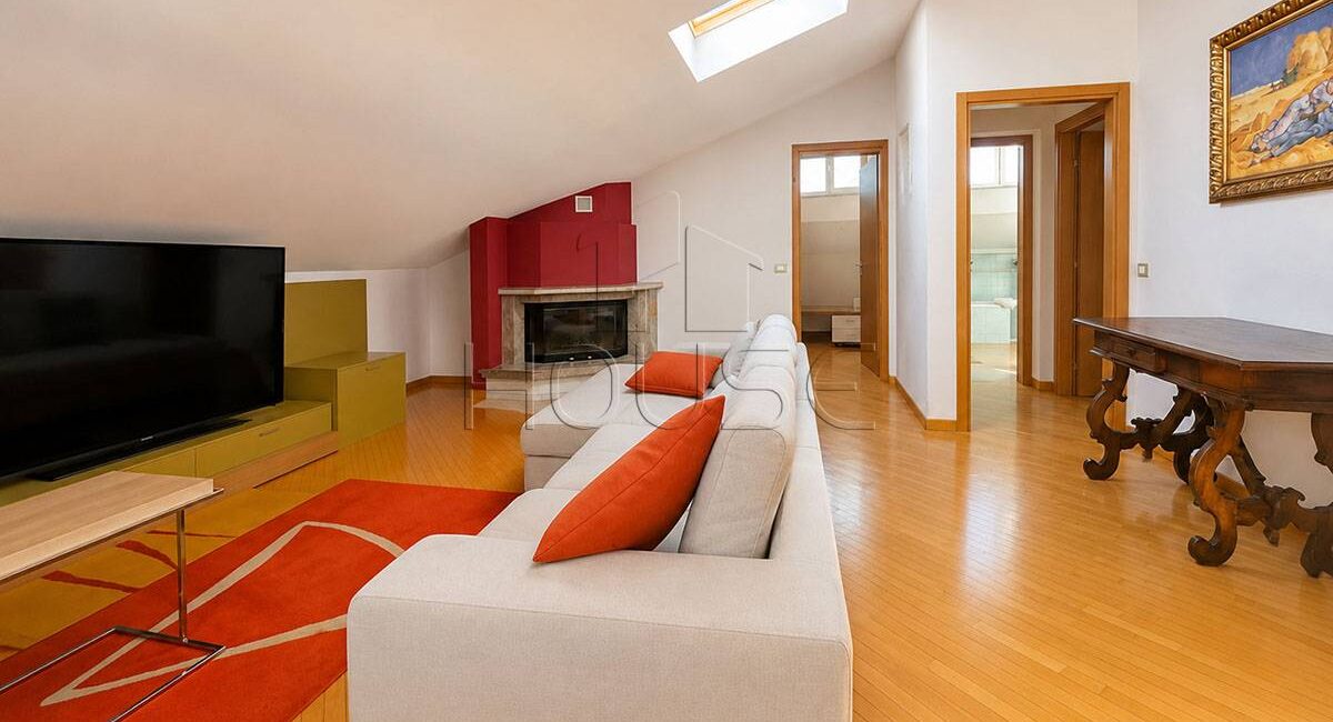 Attico con terrazzo abitabile