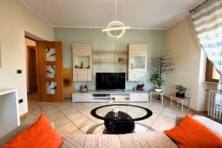 Appartamento ristrutturato con ingresso indipendente