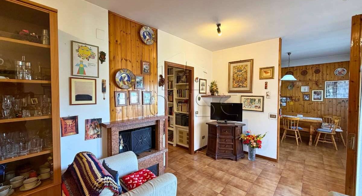 Appartamento con tre camere e garage
