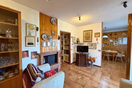 Appartamento con tre camere e garage