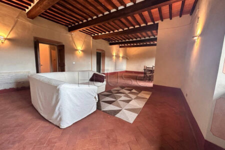 Terratetto in suggestivo borgo