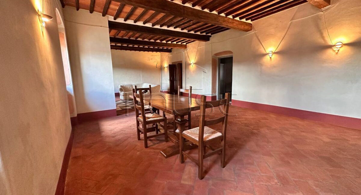 Terratetto in suggestivo borgo