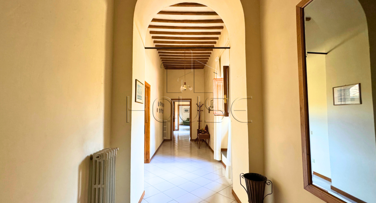 Appartamento in palazzo storico del ‘600 con soffitta abitabile