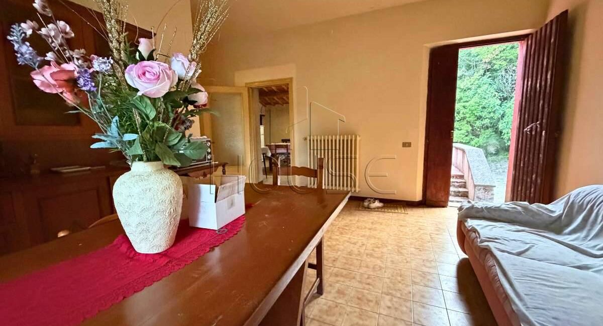 Casale con terreno