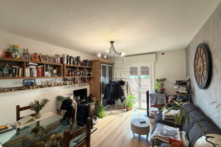 Appartamento ristrutturato con soffitta abitabile e garage