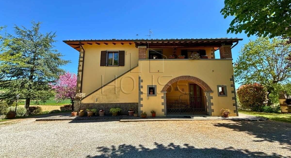 Villa indipendente con piscina e terreno privato
