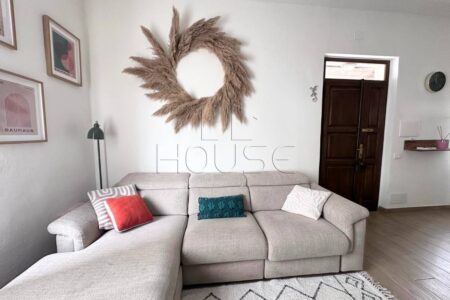 Casa singola con giardino privato