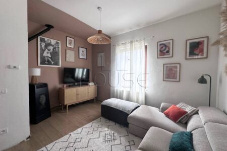 Casa singola con giardino privato