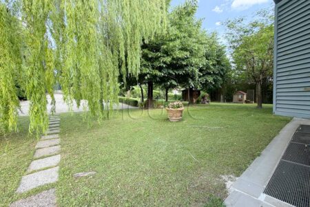 Villa con parco privato