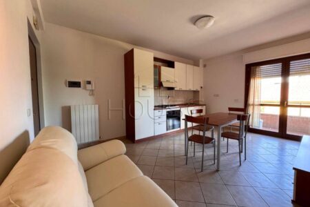 Appartamento con terrazza e ascensore