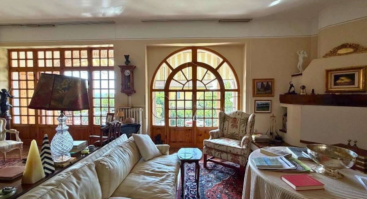 Villa singola di 335mq con giardino privato