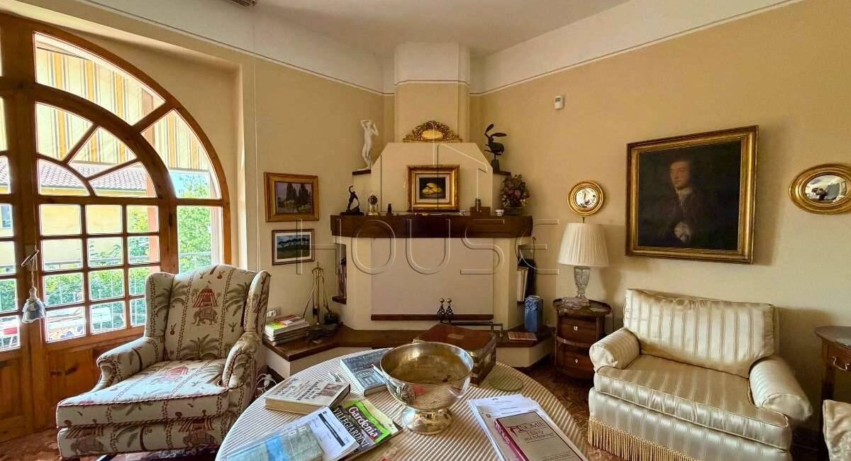 Villa singola di 335mq con giardino privato