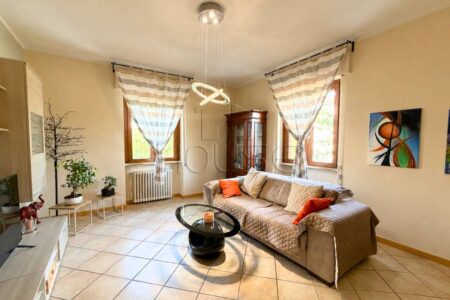 Appartamento ristrutturato con ingresso indipendente