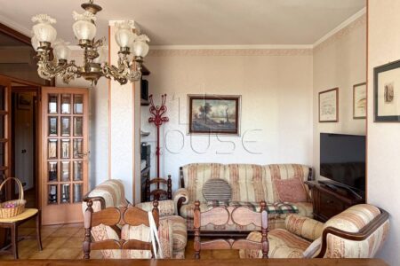Appartamento con 3 camere, 2 bagni e ascensore
