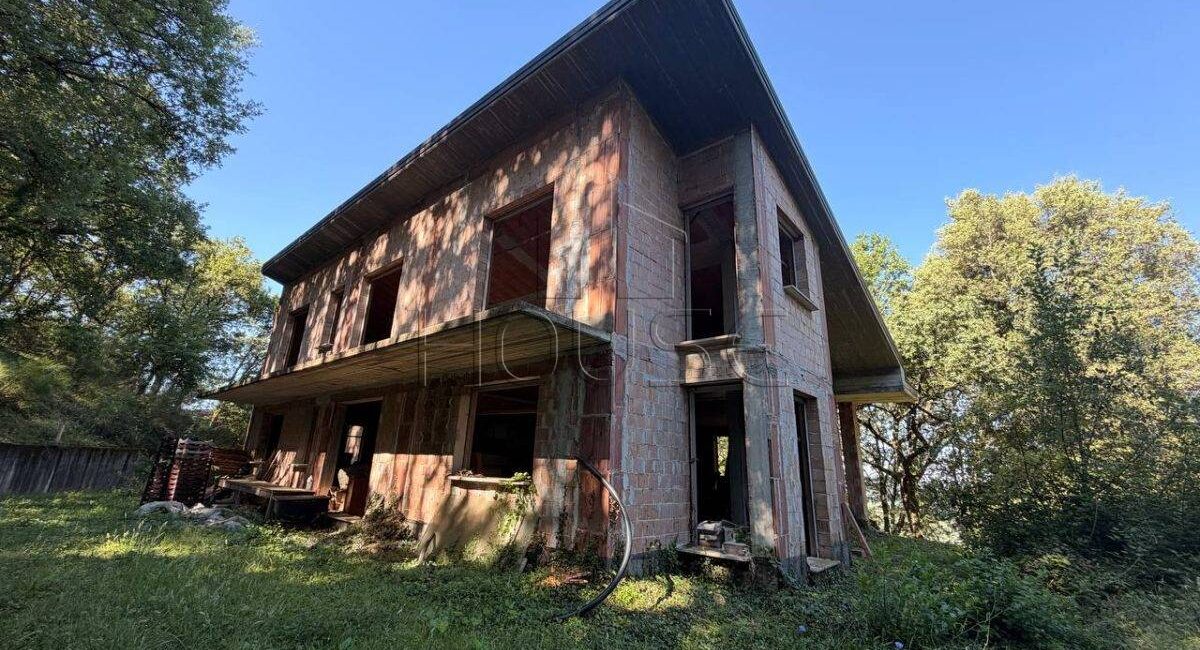 Villa singola in posizione panoramica