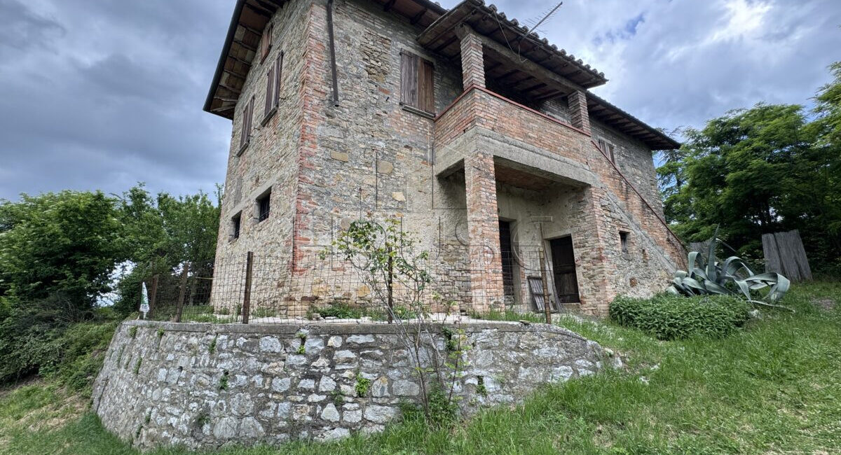 Casale in pietra