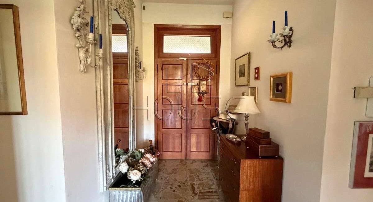 Villa singola di 335mq con giardino privato