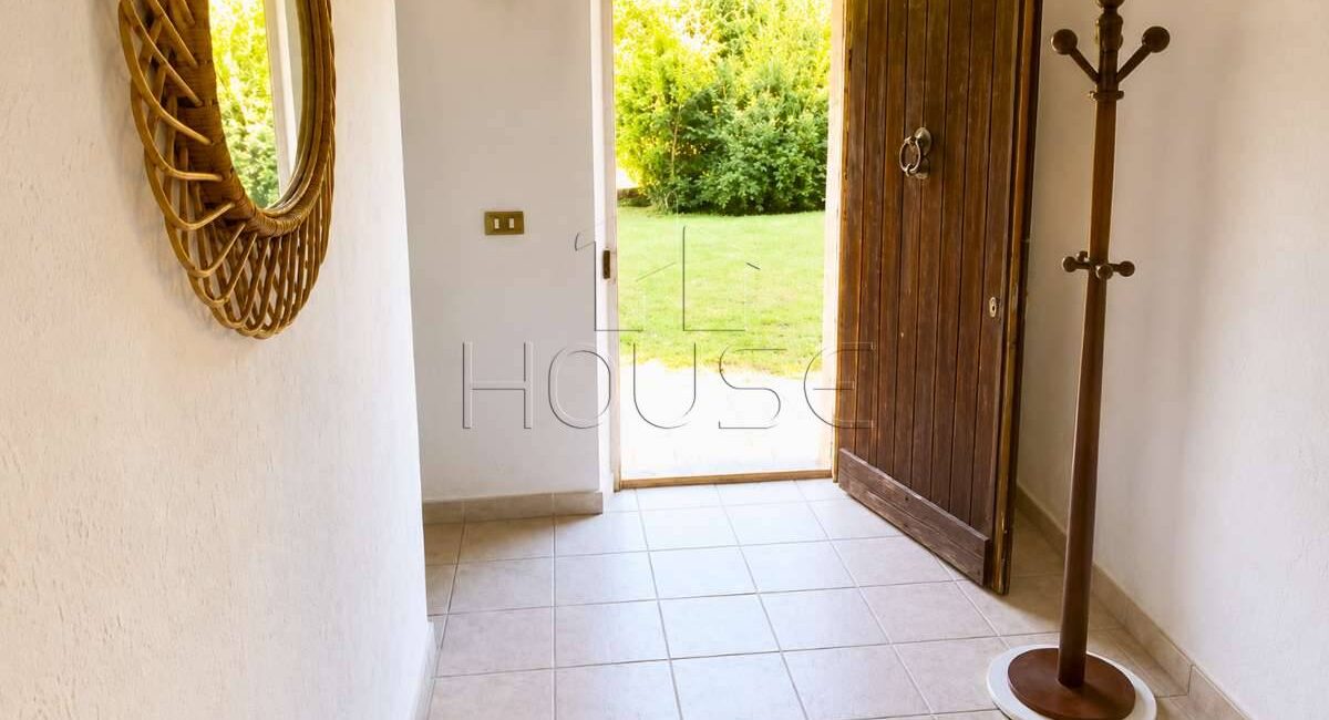 Casa singola in posizione panoramica con ampio giardino