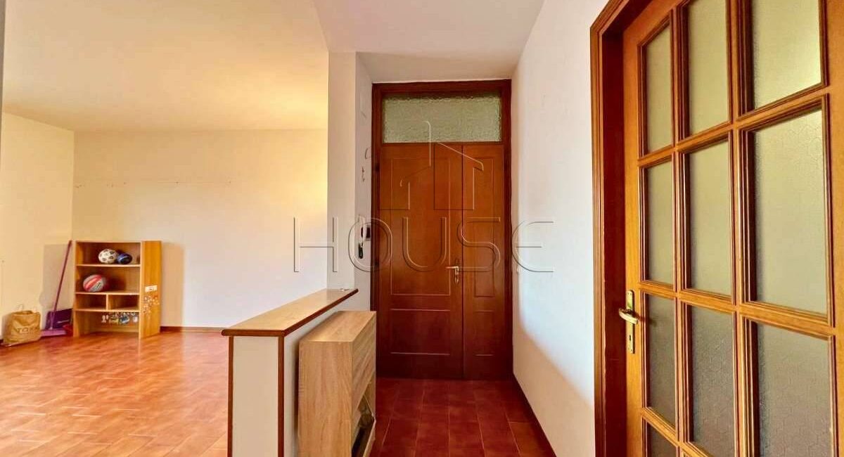 Appartamento di 100 mq con garage e soffitta