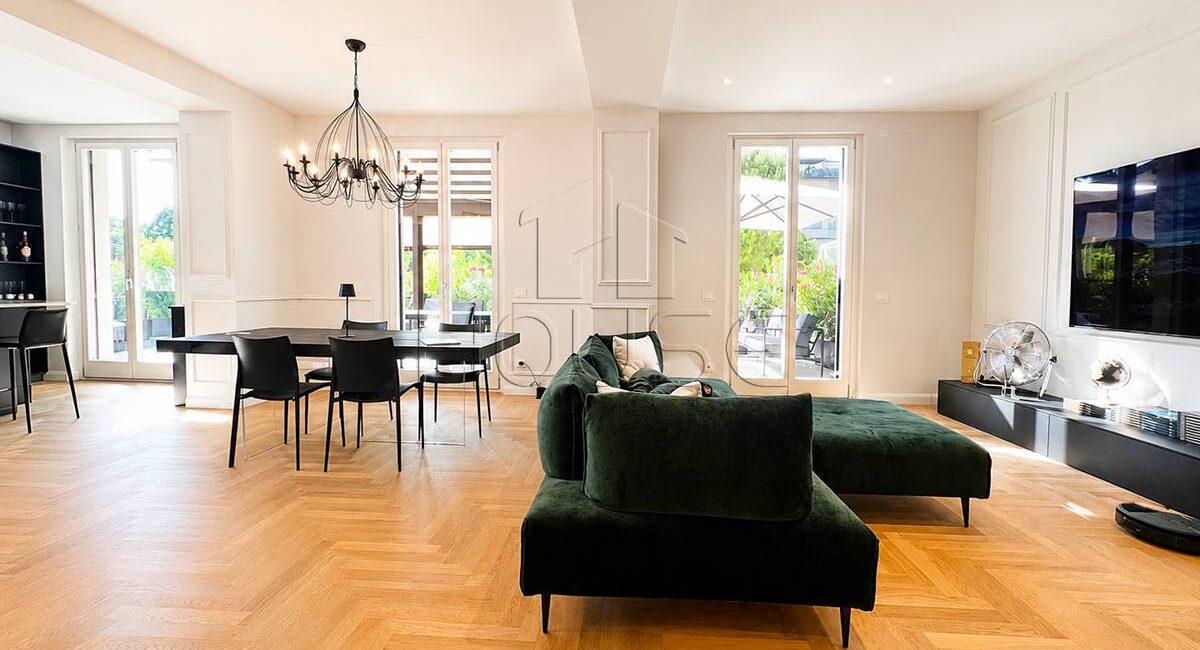 Appartamento di prestigio con terrazzo panoramico