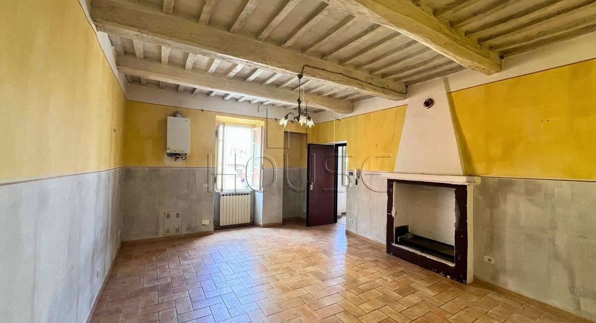 Appartamento con 3 camere in vendita ad Umbertide