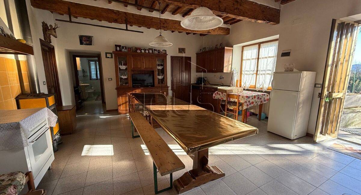Porzione indipendente con giardino