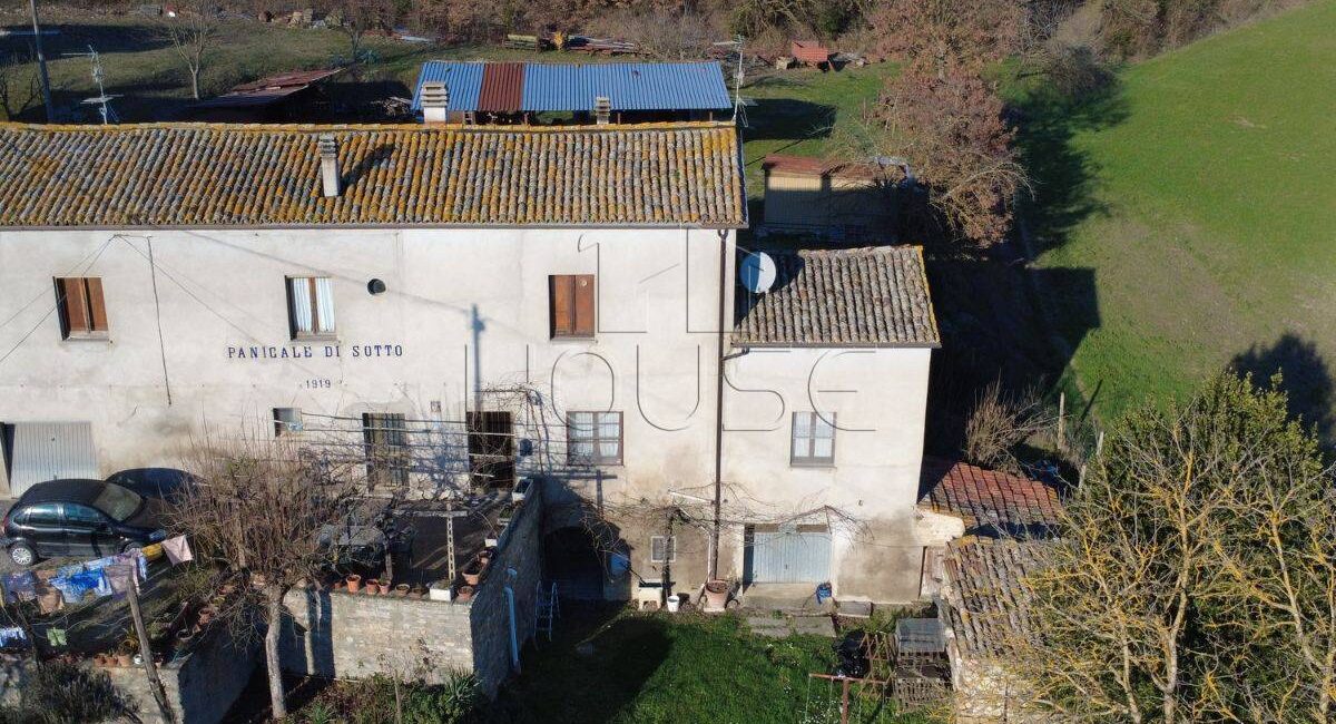 Porzione indipendente con giardino